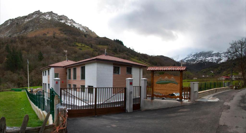 Apartamentos Rurales ラスベガスデカルデオ エクステリア 写真
